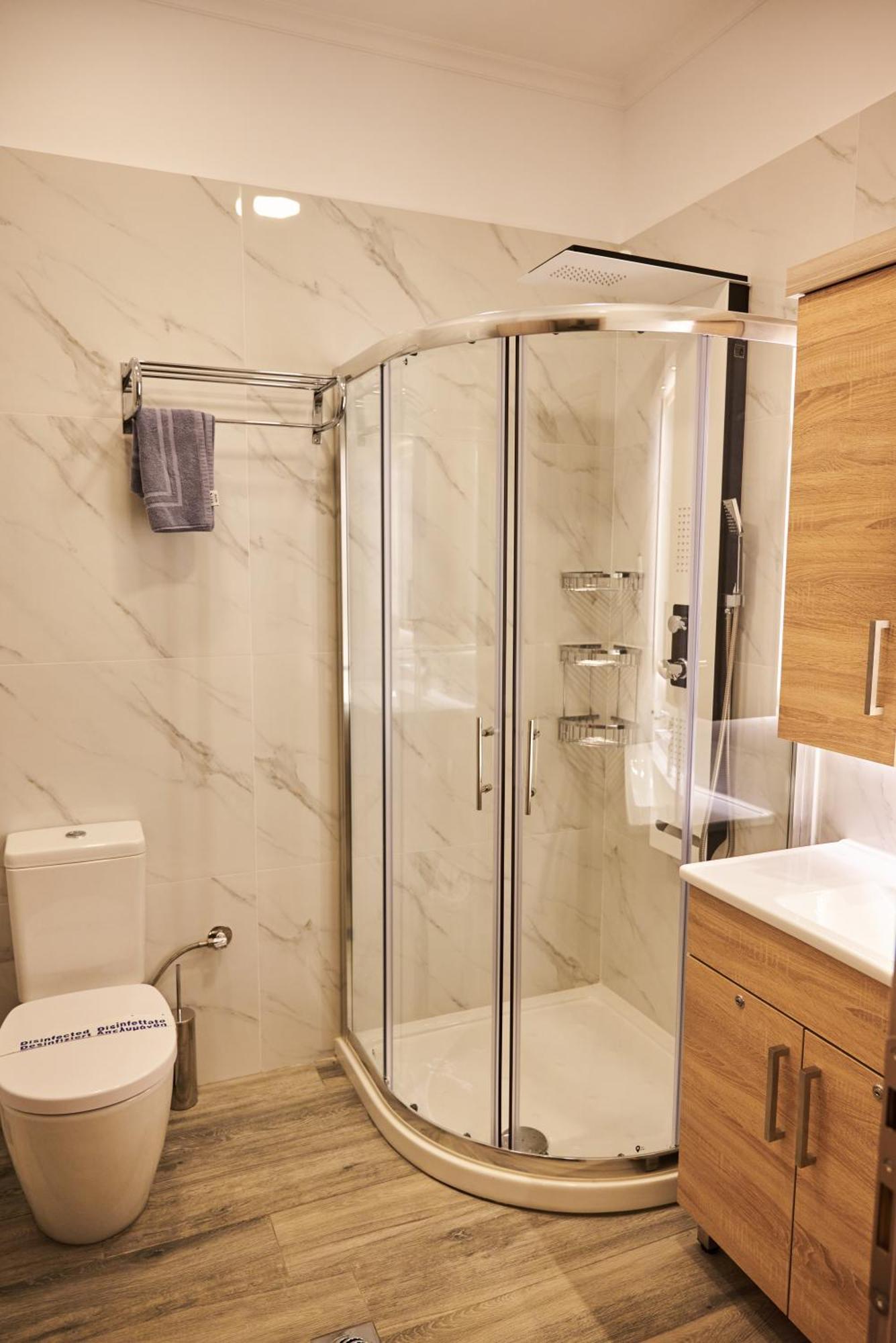 Famissi Suites 1 كالامباكا المظهر الخارجي الصورة