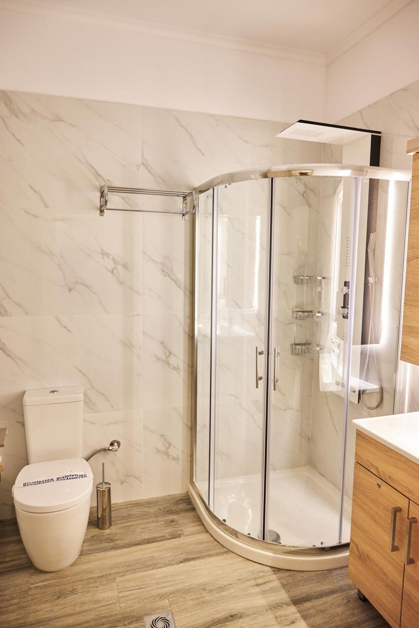 Famissi Suites 1 كالامباكا المظهر الخارجي الصورة